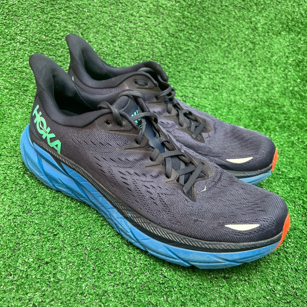 Hoka One One Men’s Clifton 8 Blue Size 12D Pre-owned